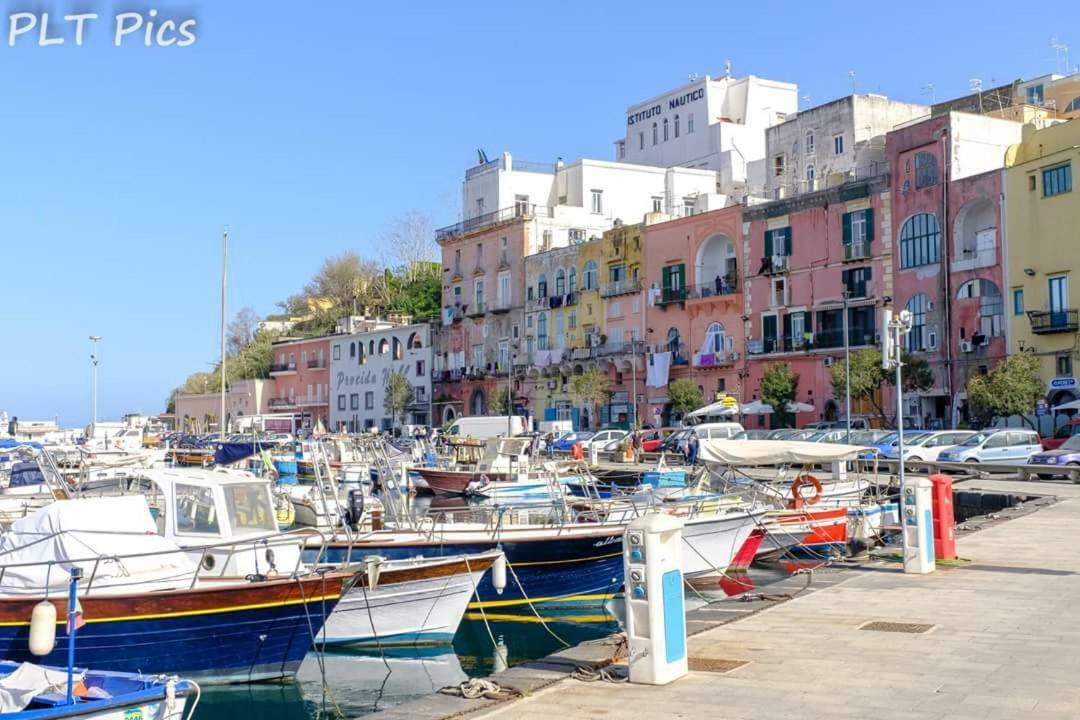Villa Casa Geltrude al porto Procida Exterior foto